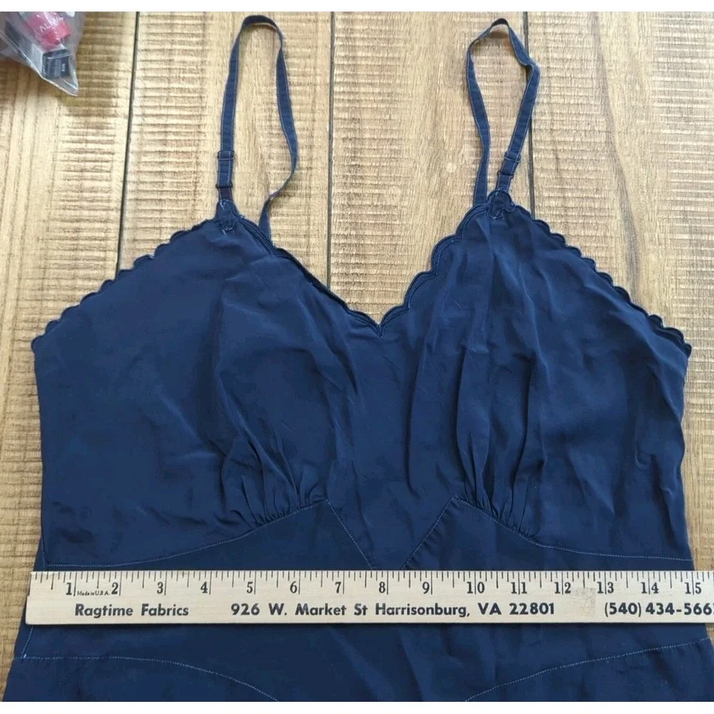 Z8 Vntg Komar Woman's Blue Satin V Neck Scalloped Slip Dress Lingerie Avg 36